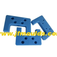 The methods for adjusting parameters for defects in injection molded products are as follows