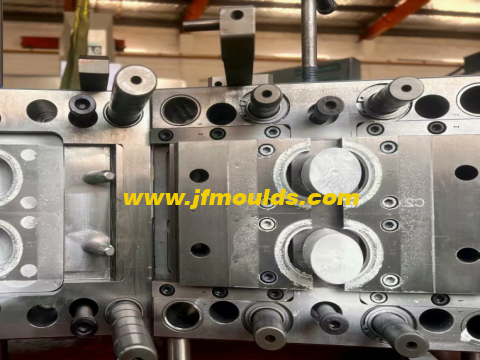 Design of Injection mold gating system