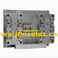 The lateral core-pulling mechanism of 