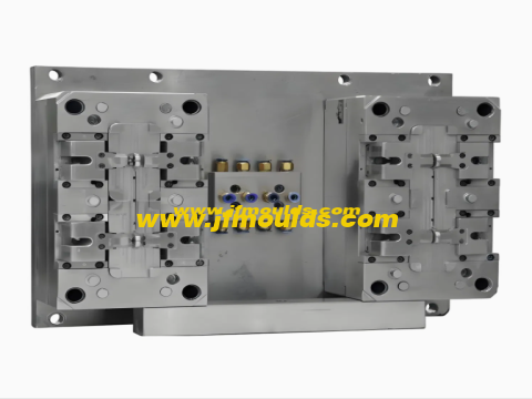 The lateral core-pulling mechanism of 