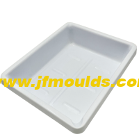 The dimensional tolerance of injection mold fit and the surface roughness of mold parts