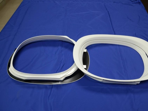 The mold case integrates lines and exposed white