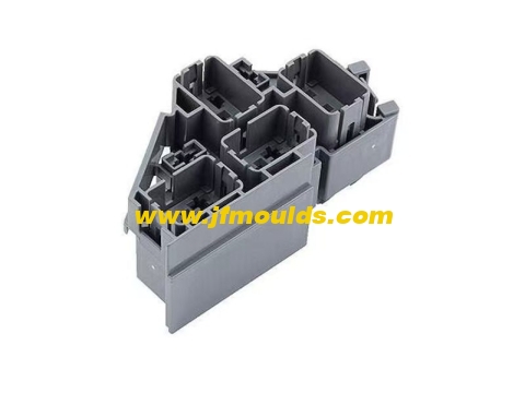 The causes and solutions of bubbles, mold sticking and gate sticking in injection molded products