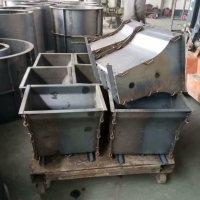 The solutions for the air marks at the arrow position in the mold direction, the black shadow lines (fusion lines) on the surface, and the trapped air and white spots at the lamp hole position