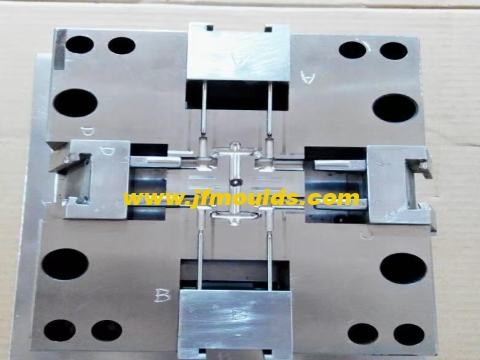 The setting of injection molding pressure and flow parameters