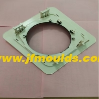 The glue inlet position of the mold is dragged and charred