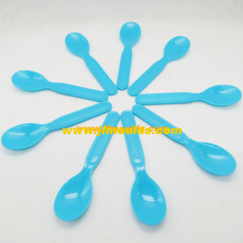 Spoon mold