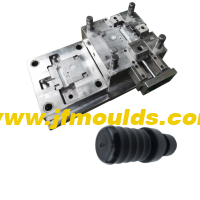 Exhaust through the vent plug and vent valve of the mold