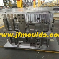 The causes and solutions of silver streaks, discoloration, surface ripples and roughness in injection molded products